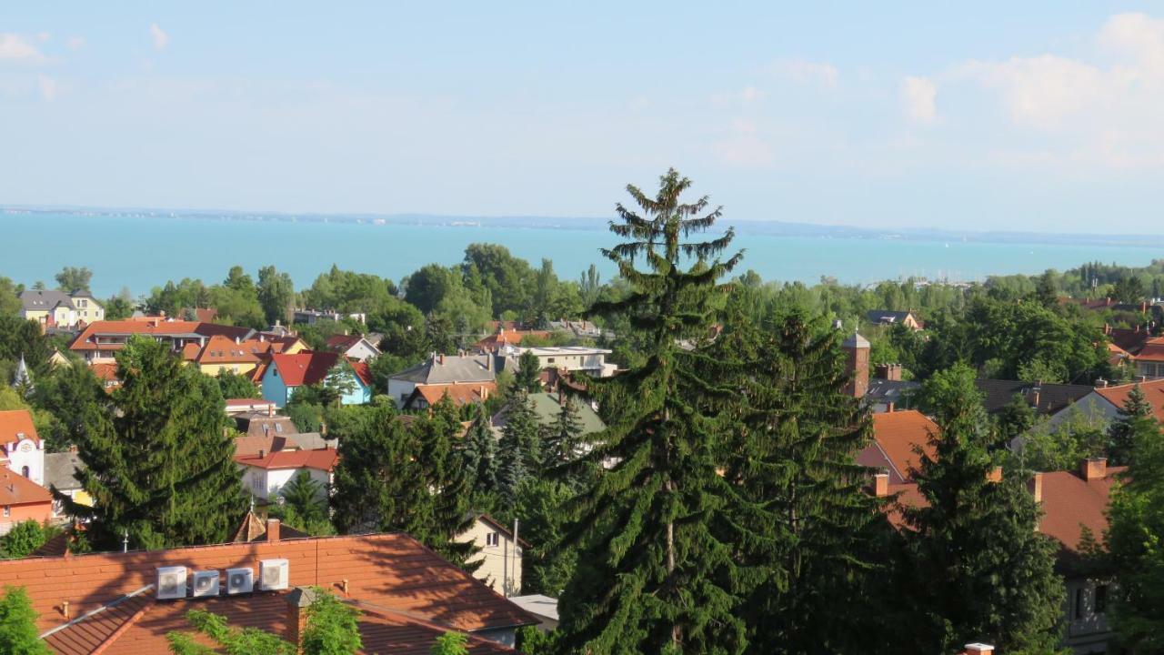 Hotel Prima Porta Vendeghaz Balatonalmádi Esterno foto